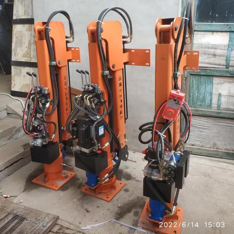 林西县重汽蓝牌随车吊 3.2吨 国六动力强 液压驱动 农用自卸起重机